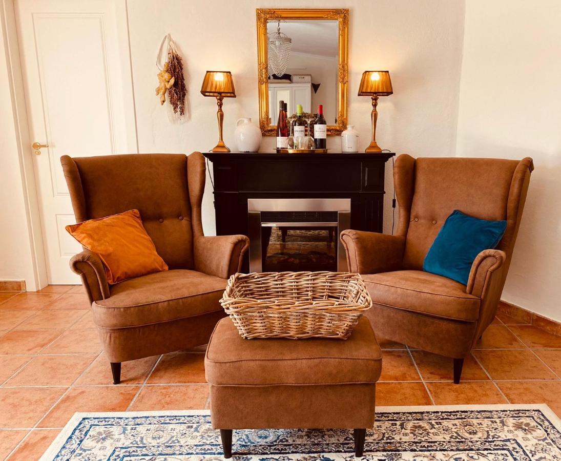 Casa Capricornio Bed & Breakfast Marbella Bagian luar foto