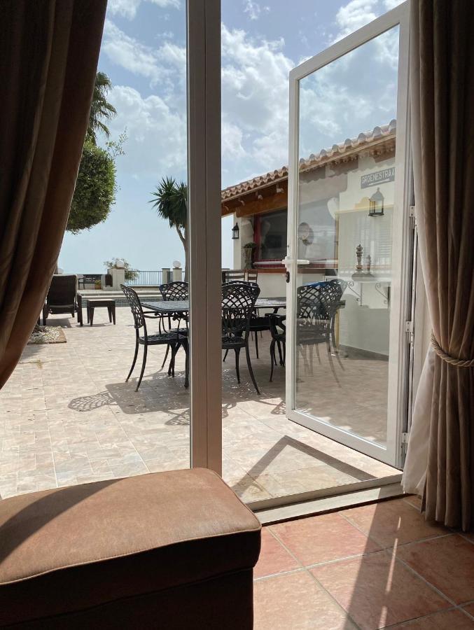Casa Capricornio Bed & Breakfast Marbella Bagian luar foto