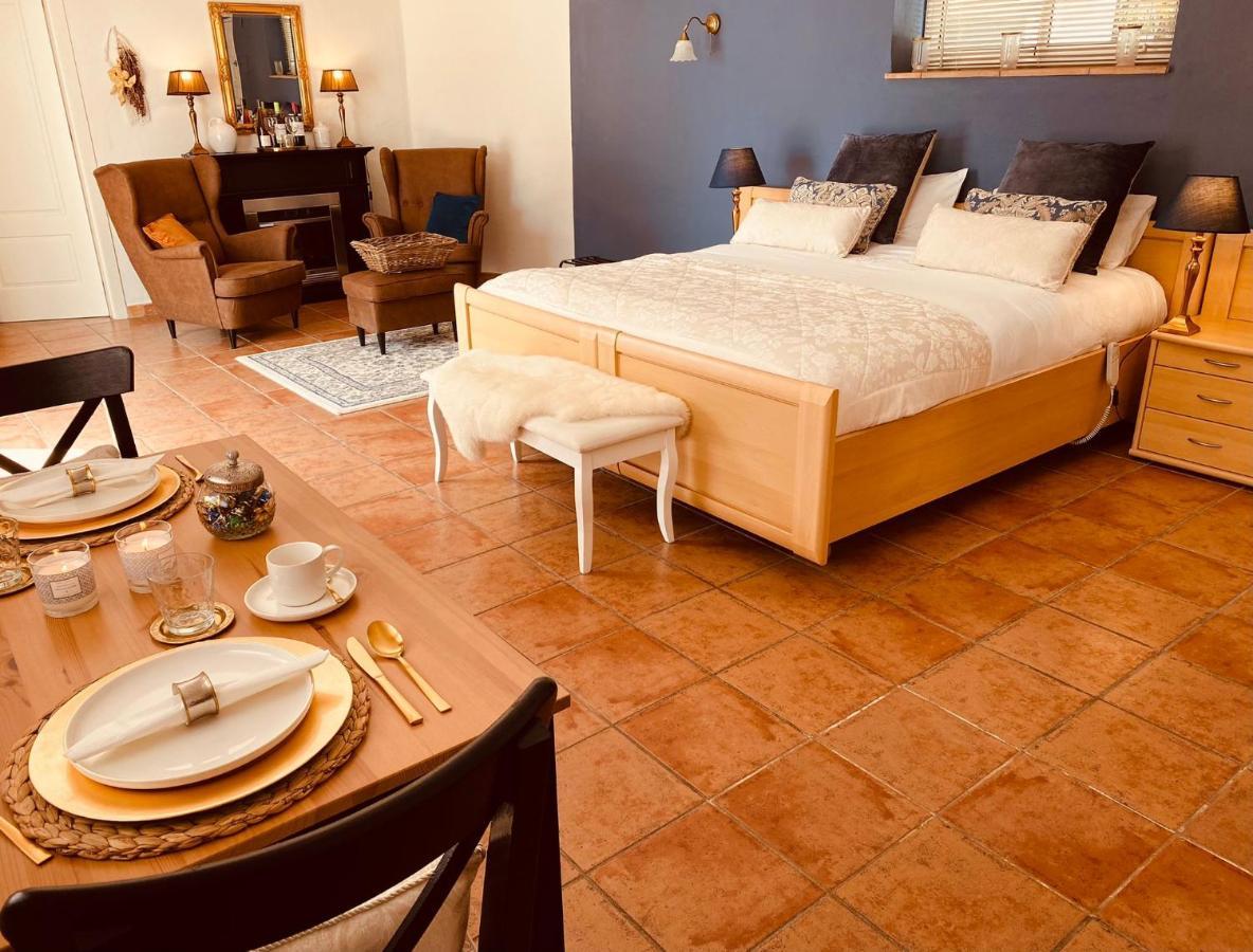Casa Capricornio Bed & Breakfast Marbella Bagian luar foto